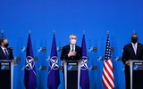 Mỹ phải chấm dứt cuộc xung đột Ukraine bằng cách... rút khỏi NATO