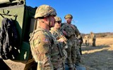 Mỹ phải chấm dứt cuộc xung đột Ukraine bằng cách... rút khỏi NATO