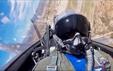 Bất ngờ lớn: Mỹ muốn đưa tiêm kích tàng hình F-22 lên hàng không mẫu hạm 