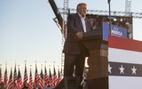 Cựu Tổng thống Donald Trump 'tiến vững chắc' trên con đường trở lại Nhà Trắng