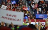 Cựu Tổng thống Donald Trump 'tiến vững chắc' trên con đường trở lại Nhà Trắng