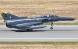 Giá rẻ, tính năng cao nhưng vì sao tiêm kích Kfir nâng cấp không thể cạnh tranh với F-16?