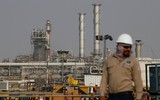 Nga dùng trần giá và lệnh cấm vận để đẩy dầu Saudi Arabia ra khỏi Trung Quốc