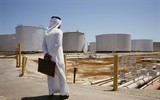 Nga dùng trần giá và lệnh cấm vận để đẩy dầu Saudi Arabia ra khỏi Trung Quốc