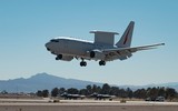 Máy bay AWACS E-7A Wedgetail giúp Không quân Mỹ nhìn rõ 'chân tơ kẽ tóc' đối phương