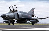Tiêm kích F-4E Terminator 2020 thể hiện sự đáng sợ khi thắng tuyệt đối Su-27SK