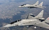Bí ẩn lớp vàng dát mỏng trên kính buồng lái tiêm kích F-16 Mỹ