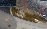 Bí ẩn lớp vàng dát mỏng trên kính buồng lái tiêm kích F-16 Mỹ