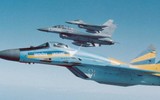 Bí ẩn lớp vàng dát mỏng trên kính buồng lái tiêm kích F-16 Mỹ