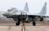Bí ẩn lớp vàng dát mỏng trên kính buồng lái tiêm kích F-16 Mỹ