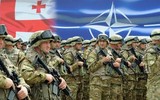Tổng thống Putin 'giải giáp' 300 nghìn binh sĩ NATO gần biên giới chỉ bằng ‘hai bước đi’?