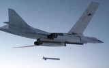 Vì sao Nga chưa tích hợp tên lửa Kh-47M2 Kinzhal vào Tu-22M3 và Tu-160?