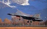 Chiến thắng áp đảo của JAS 39 Gripen khi đối đầu Su-27 Flanker