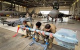 Ukraine gây bất ngờ lớn khi tích hợp tên lửa Storm Shadow vào máy bay Su-24M