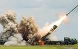 Pháo phản lực BM-30 Smerch Nga nhận đạn dẫn đường mới để 'quyết đấu' HIMARS Mỹ