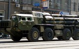Pháo phản lực BM-30 Smerch Nga nhận đạn dẫn đường mới để 'quyết đấu' HIMARS Mỹ