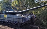 Xe tăng T-80BVM Nga hạ thiết giáp Bradley từ khoảng cách siêu xa... 9,5 km?