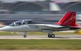Máy bay huấn luyện T-7A Red Hawk trở thành 'kẻ thách thức' tiêm kích F-16