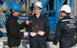 Sản lượng dầu của Mỹ suy giảm xuống mức kỷ lục