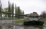 Xe tăng hạng nặng T-10M 'hàng hiếm' của Nga đã có mặt tại chiến trường