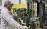 Nga - NATO chạy đua sản xuất vũ khí ở mức chưa từng có