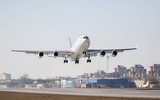 Máy bay chở khách cỡ lớn Il-96-400M của Nga thực hiện chuyến bay đầu tiên