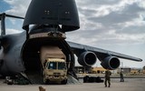 Hàng chục vận tải cơ C-17 của Mỹ hạ cánh xuống Trung Đông trong thời gian ngắn