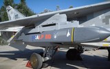 Cần tới... 1,5 năm để tích hợp tên lửa Taurus của Đức vào tiêm kích F-16 