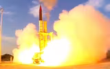 Tính năng như phim viễn tưởng của hệ thống phòng thủ tên lửa Arrow-4 Israel