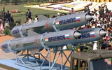 Tổ hợp tên lửa chống hạm siêu âm BrahMos đầu tiên tại Đông Nam Á đã trực chiến