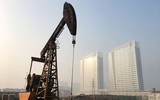 Saudi Arabia 'giật mình' khi giá dầu giảm mạnh bất chấp cắt giảm sản lượng