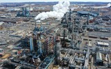 Saudi Arabia 'giật mình' khi giá dầu giảm mạnh bất chấp cắt giảm sản lượng