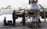 Tên lửa AIM-120 AMRAAM trên tiêm kích F-16 gây nguy cơ lớn cho Không quân Nga