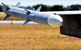 Tên lửa AIM-120 AMRAAM trên tiêm kích F-16 gây nguy cơ lớn cho Không quân Nga
