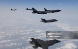 Vì sao tiêm kích F-22 Raptor không trở thành máy bay chiến đấu tấn công hạt nhân của Mỹ?