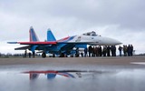 Tín hiệu đặc biệt khi 4 tiêm kích Su-35 hộ tống chuyên cơ Tổng thống Nga Putin tới UAE