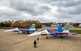 Tín hiệu đặc biệt khi 4 tiêm kích Su-35 hộ tống chuyên cơ Tổng thống Nga Putin tới UAE