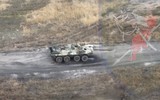 'Taxi chiến trường' BTR-90 Rostok 'độc nhất vô nhị' của Nga bị binh lính bỏ rơi 