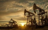 Saudi Arabia tăng mạnh sản lượng sau khi cáo buộc Nga vi phạm thỏa thuận OPEC+