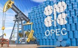 Saudi Arabia tăng mạnh sản lượng sau khi cáo buộc Nga vi phạm thỏa thuận OPEC+