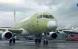 Máy bay SJ-100 đầu tiên sử dụng động cơ PD-8 nội địa chính thức ra mắt