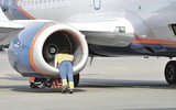 Máy bay SJ-100 đầu tiên sử dụng động cơ PD-8 nội địa chính thức ra mắt