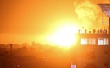 Israel tấn công dữ dội nhóm vũ trang Hezbollah ngay sau tối hậu thư