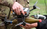 Xe tăng T-80BVM vội trang bị 'giáp điện tử' sau khi thiệt hại nặng bởi FPV Ukraine