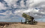 Tập đoàn Raytheon tăng gấp đôi sản lượng tên lửa AIM-120 AMRAAM