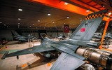 Thổ Nhĩ Kỳ không có cả tiêm kích F-16 Block 70 nếu từ chối giao S-400 cho Ukraine?