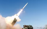 Tổ hợp HIMARS sẽ có tên lửa PrSM tầm xa... 1.000 km
