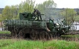 Quân đội Ukraine nhận hàng loạt thiết giáp BTR-4 sản xuất mới