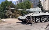 Xe tăng T-34-85 và IS-3 'đồ cổ' được huy động tham chiến