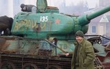 Xe tăng T-34-85 và IS-3 'đồ cổ' được huy động tham chiến